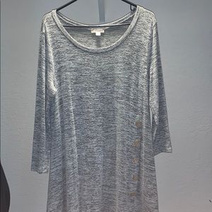 gray long sleeve cover